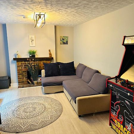 Central Brighton - 1 Bedroom Apartment, Sleeps 4 エクステリア 写真