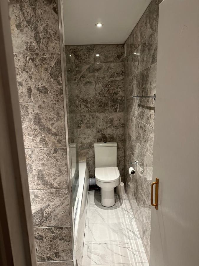Central Brighton - 1 Bedroom Apartment, Sleeps 4 エクステリア 写真