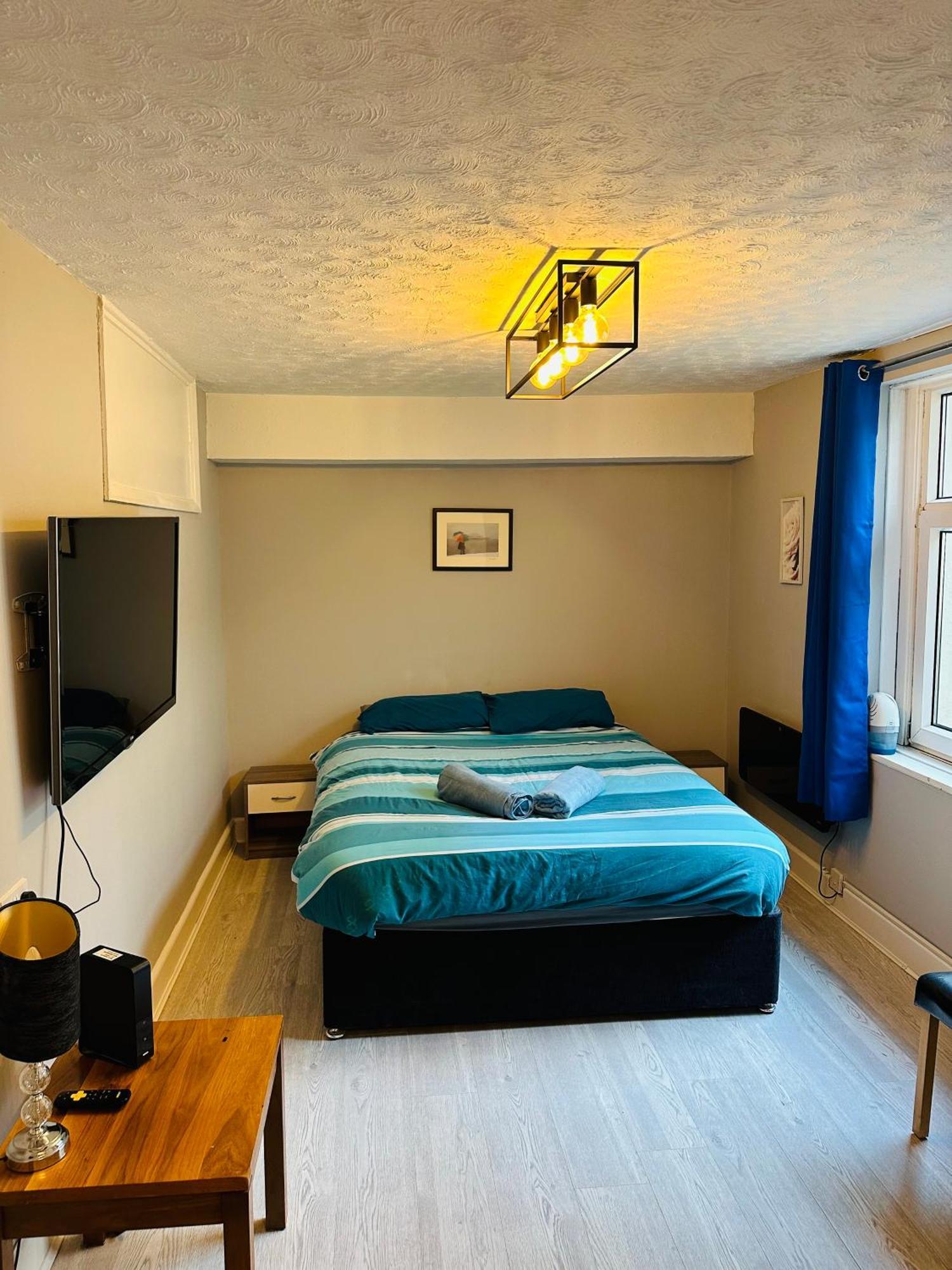 Central Brighton - 1 Bedroom Apartment, Sleeps 4 エクステリア 写真